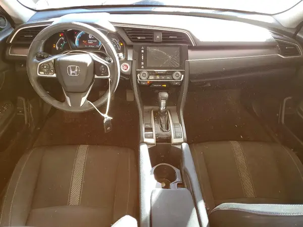 19XFC1F36HE206418 2017 HONDA CIVIC - Image 8