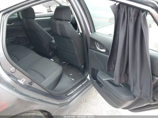 19XFC1F36HE208573 2017 HONDA CIVIC - Image 8