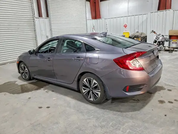 19XFC1F36HE209156 2017 HONDA CIVIC - Image 2