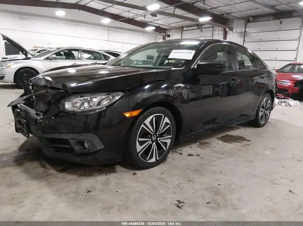 19XFC1F36HE210355 2017 HONDA CIVIC - Image 2