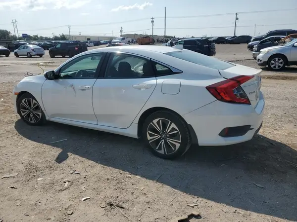 19XFC1F36HE211411 2017 HONDA CIVIC - Image 2
