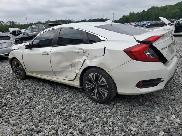 19XFC1F36JE201953 2018 HONDA CIVIC - Image 2