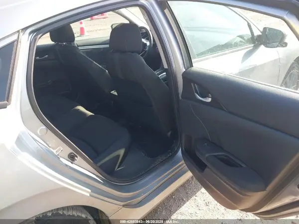 19XFC1F36KE009739 2019 HONDA CIVIC - Image 8