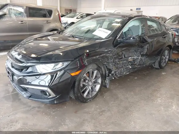 19XFC1F36KE010504 2019 HONDA CIVIC - Image 2