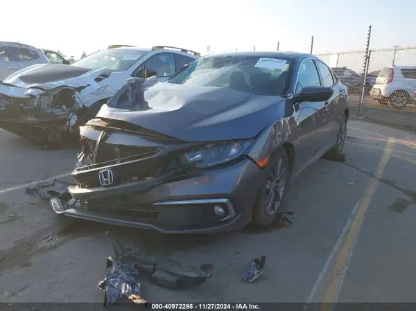 19XFC1F36KE210640 2019 HONDA CIVIC - Image 2