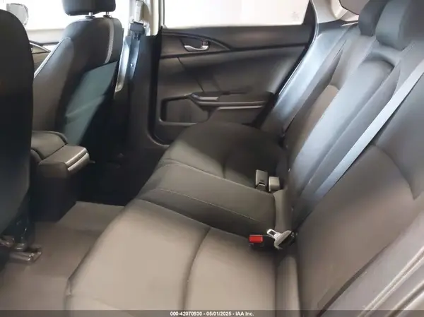 19XFC1F36KE210878 2019 HONDA CIVIC - Image 8
