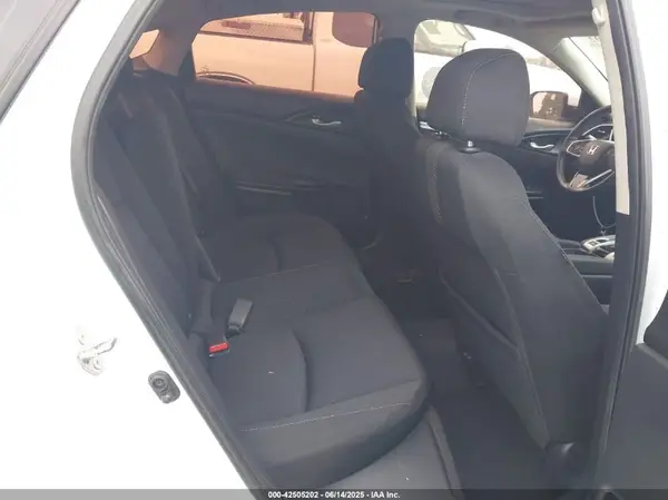 19XFC1F36KE211867 2019 HONDA CIVIC - Image 8