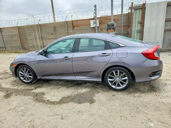 19XFC1F36KE216762 2019 HONDA CIVIC - Image 2