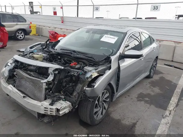 19XFC1F36LE209411 2020 HONDA CIVIC - Image 2