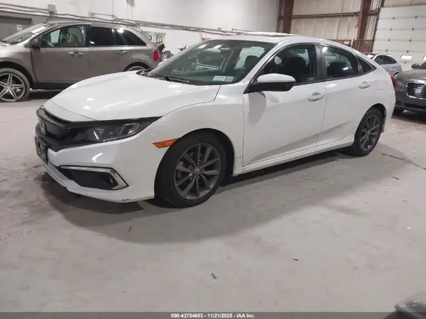 19XFC1F36LE210753 2020 HONDA CIVIC - Image 2