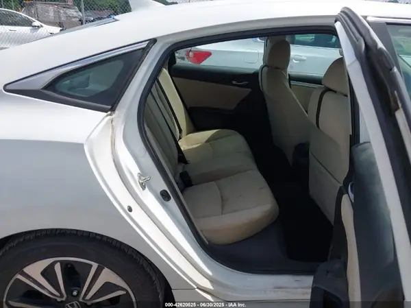 19XFC1F37GE006520 2016 HONDA CIVIC - Image 8