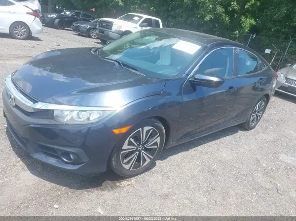 19XFC1F37GE018067 2016 HONDA CIVIC - Image 2