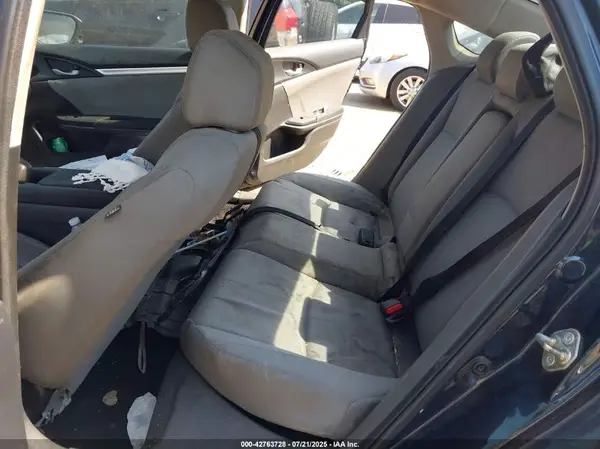 19XFC1F37GE020708 2016 HONDA CIVIC - Image 8