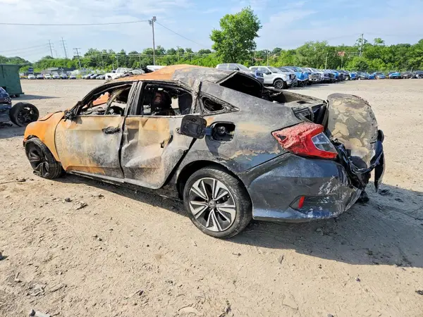 19XFC1F37GE020885 2016 HONDA CIVIC - Image 2