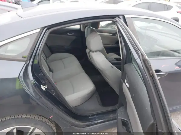 19XFC1F37GE212680 2016 HONDA CIVIC - Image 8