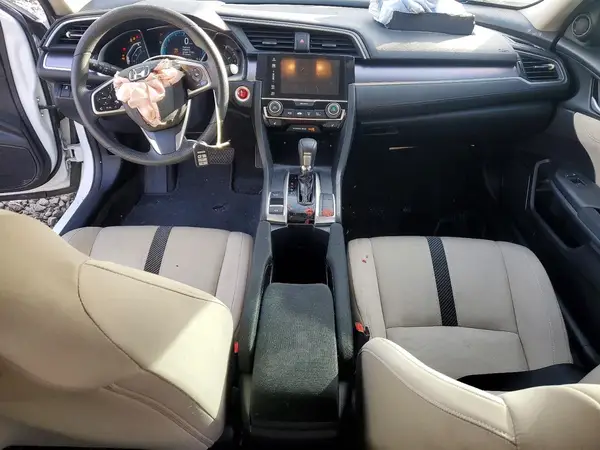 19XFC1F37GE222772 2016 HONDA CIVIC - Image 8