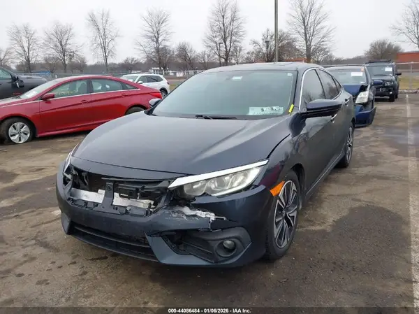 19XFC1F37HE009256 2017 HONDA CIVIC - Image 2
