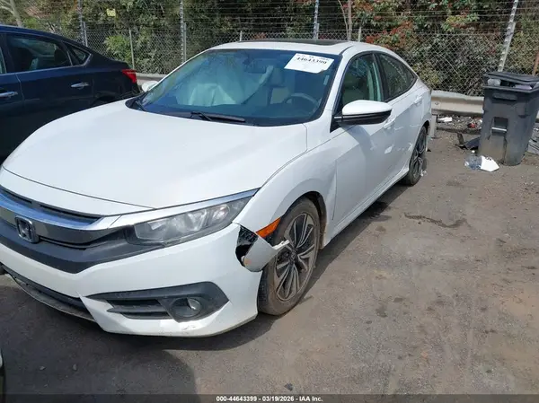 19XFC1F37HE018314 2017 HONDA CIVIC - Image 2