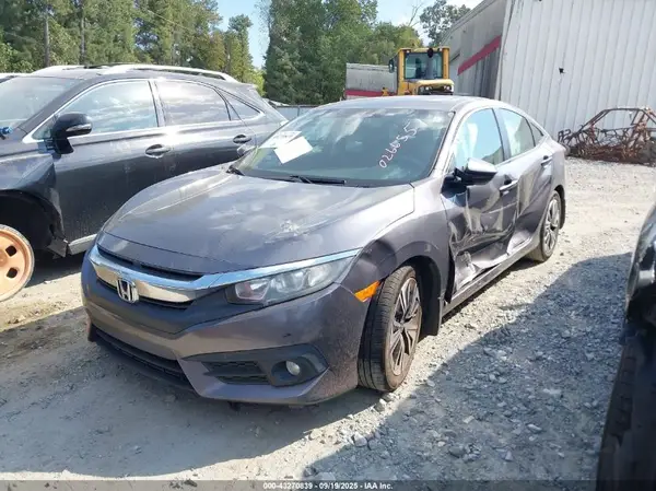19XFC1F37HE026655 2017 HONDA CIVIC - Image 2