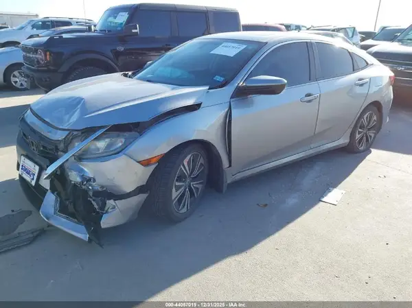 19XFC1F37HE029328 2017 HONDA CIVIC - Image 2