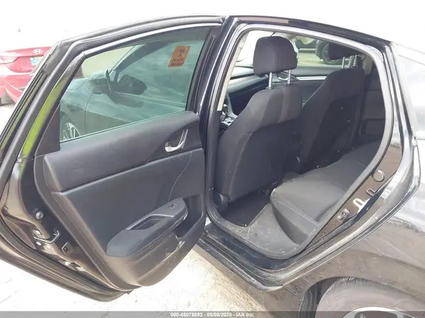19XFC1F37HE202832 2017 HONDA CIVIC - Image 8