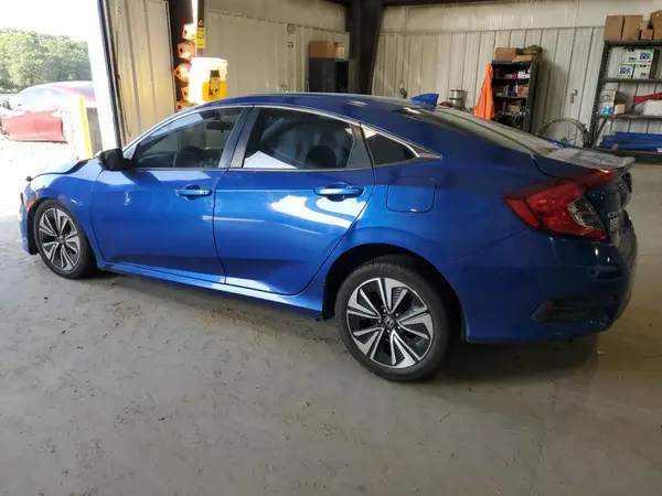 19XFC1F37HE207402 2017 HONDA CIVIC - Image 2