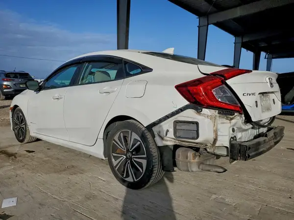 19XFC1F37HE207559 2017 HONDA CIVIC - Image 2