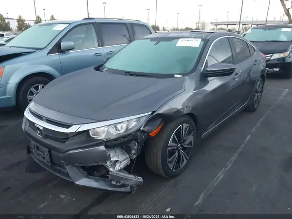 19XFC1F37HE211613 2017 HONDA CIVIC - Image 2