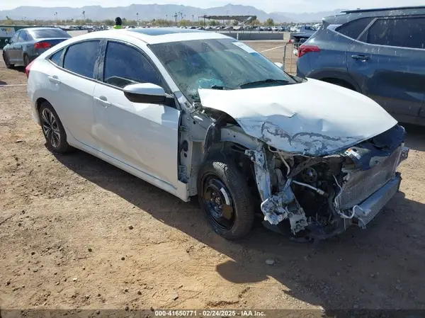 19XFC1F37HE211935 2017 HONDA CIVIC - Image 1