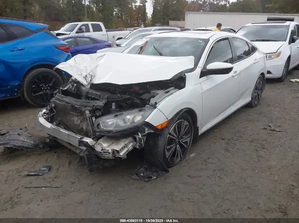 19XFC1F37JE000871 2018 HONDA CIVIC - Image 2
