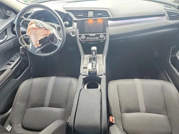 19XFC1F37JE200360 2018 HONDA CIVIC - Image 8