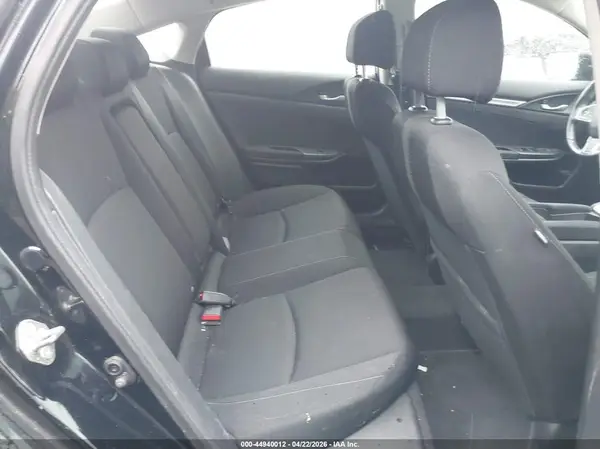 19XFC1F37JE200875 2018 HONDA CIVIC - Image 8