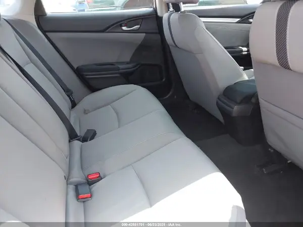 19XFC1F37KE211957 2019 HONDA CIVIC - Image 8