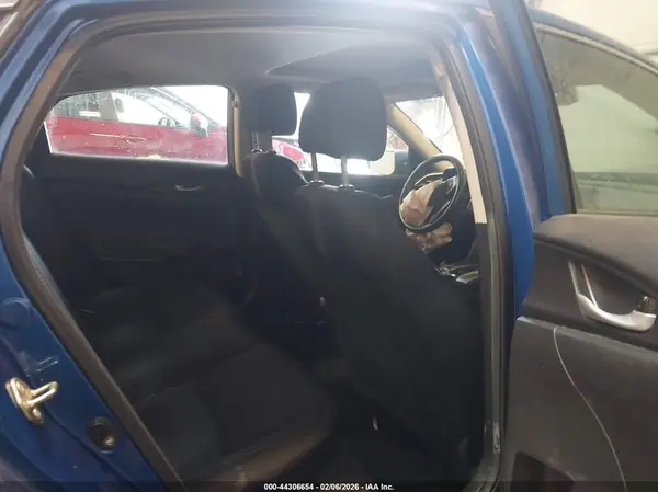 19XFC1F37LE005555 2020 HONDA CIVIC - Image 8