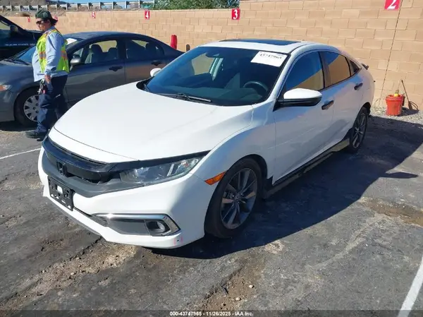 19XFC1F37LE013395 2020 HONDA CIVIC - Image 2