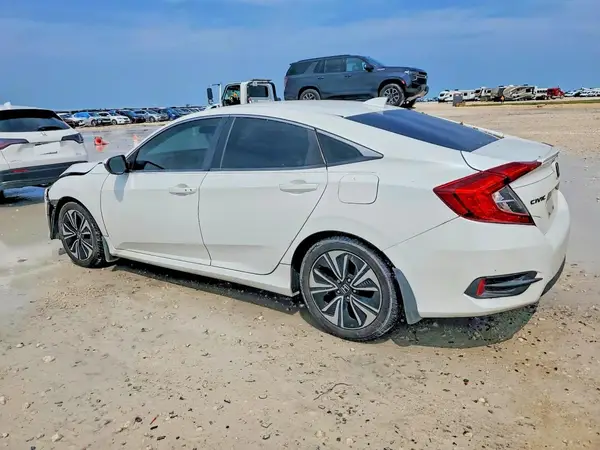 19XFC1F38GE000063 2016 HONDA CIVIC - Image 2