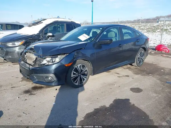 19XFC1F38GE008406 2016 HONDA CIVIC - Image 2