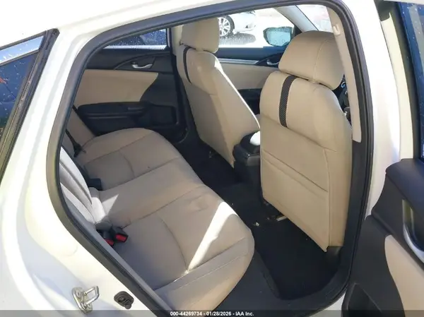 19XFC1F38GE017655 2016 HONDA CIVIC - Image 8