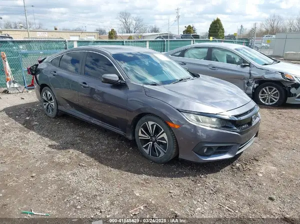 19XFC1F38GE044886 2016 HONDA CIVIC - Image 1