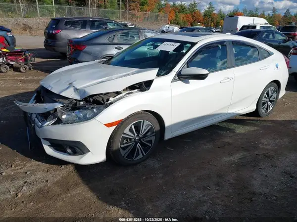 19XFC1F38GE201168 2016 HONDA CIVIC - Image 2