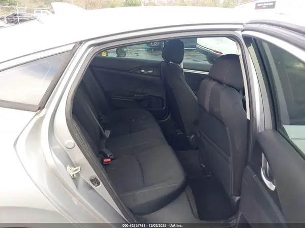 19XFC1F38HE007273 2017 HONDA CIVIC - Image 8