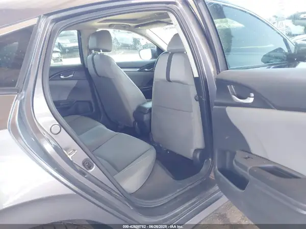 19XFC1F38HE011484 2017 HONDA CIVIC - Image 8
