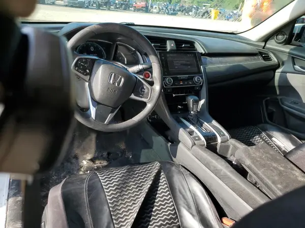 19XFC1F38HE015180 2017 HONDA CIVIC - Image 8