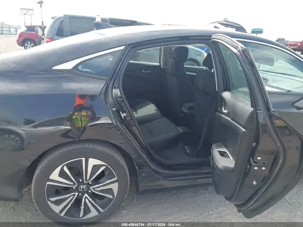 19XFC1F38HE025319 2017 HONDA CIVIC - Image 8