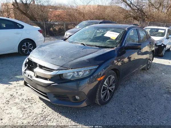 19XFC1F38HE028110 2017 HONDA CIVIC - Image 2
