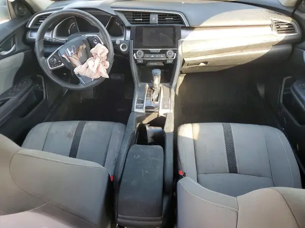 19XFC1F38HE028902 2017 HONDA CIVIC - Image 8