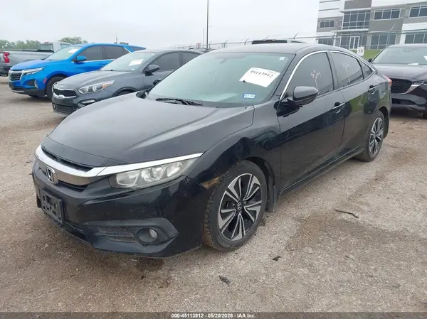 19XFC1F38HE031668 2017 HONDA CIVIC - Image 2