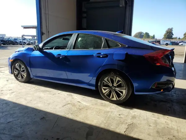 19XFC1F38HE203357 2017 HONDA CIVIC - Image 2