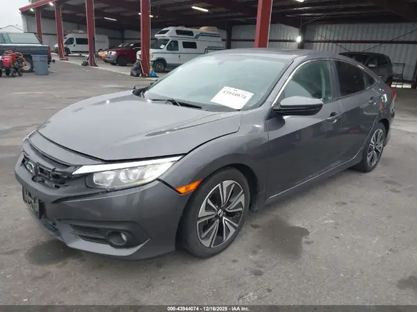 19XFC1F38HE205643 2017 HONDA CIVIC - Image 2