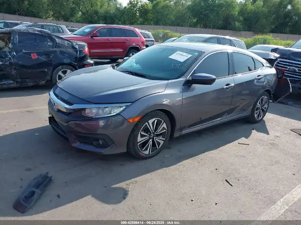 19XFC1F38HE206906 2017 HONDA CIVIC - Image 2